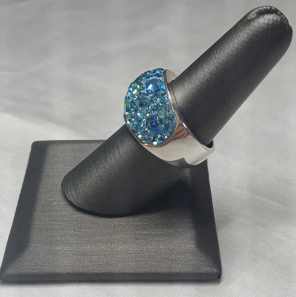 Aquamarine Zircon clustered ring. Silver overlay, JCM Malaysian Brass. Size 8. - Picture 4 of 8